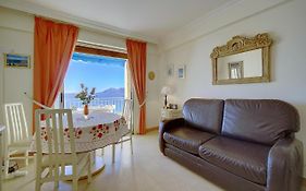 Immogroom- Sea View - Center- Ac- Front Of The Beaches